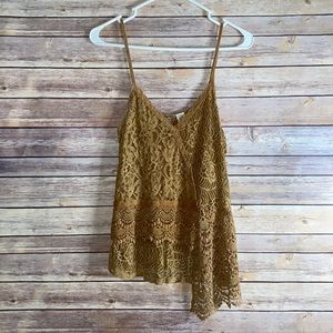 Small Mustard Lace Gimmicks by BKE Tank